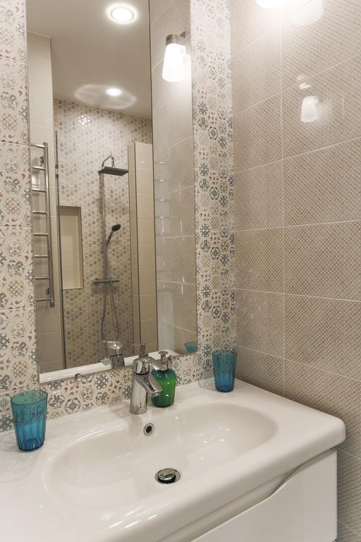 Modern Double Bedroom Apartment In Arkadia Одеса Екстер'єр фото